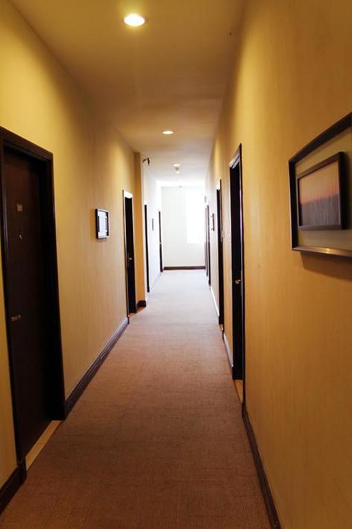 Ginasuite Kompleks27 Hotel Бандар Сери Бегаван Екстериор снимка