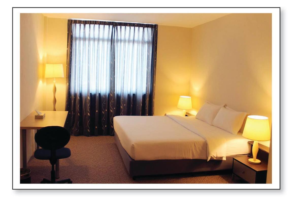 Ginasuite Kompleks27 Hotel Бандар Сери Бегаван Екстериор снимка